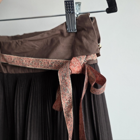 HUGO Hugo Boss Roxana Pleated Midi Skirt Brown Wrap Tie Waist Size US 4 - Picture 4 of 12